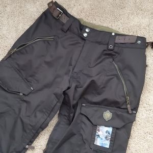 Like new! Snowboard pants